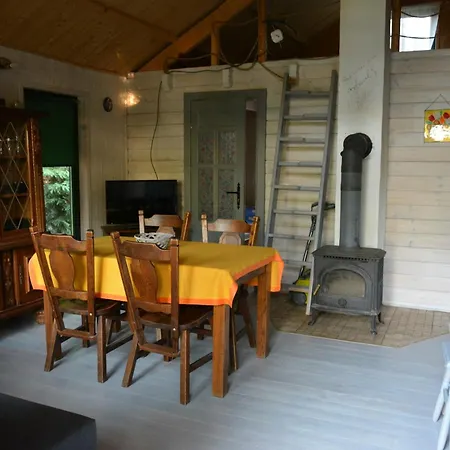 Nad Jeziorem Olow 아파트 *