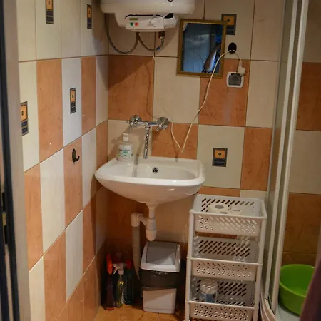 Nad Jeziorem Olow アパート