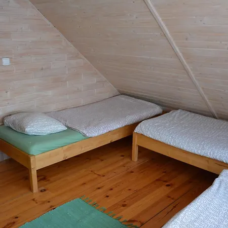 Nad Jeziorem Olow アパート *