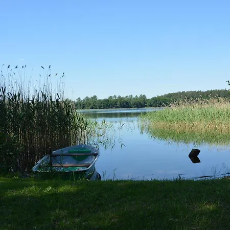 Nad Jeziorem Ołów Ryn (Warmian-Masurian)