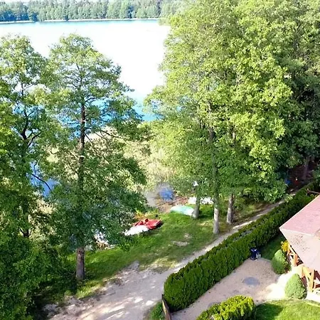 Nad Jeziorem Ołów Ryn (Warmian-Masurian)
